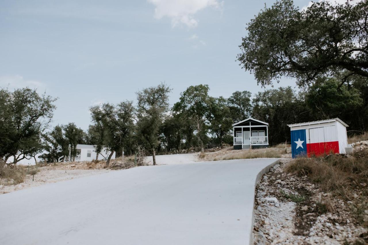 فيلا Nest - Texas Tiny House With A Big View Spring Branch المظهر الخارجي الصورة